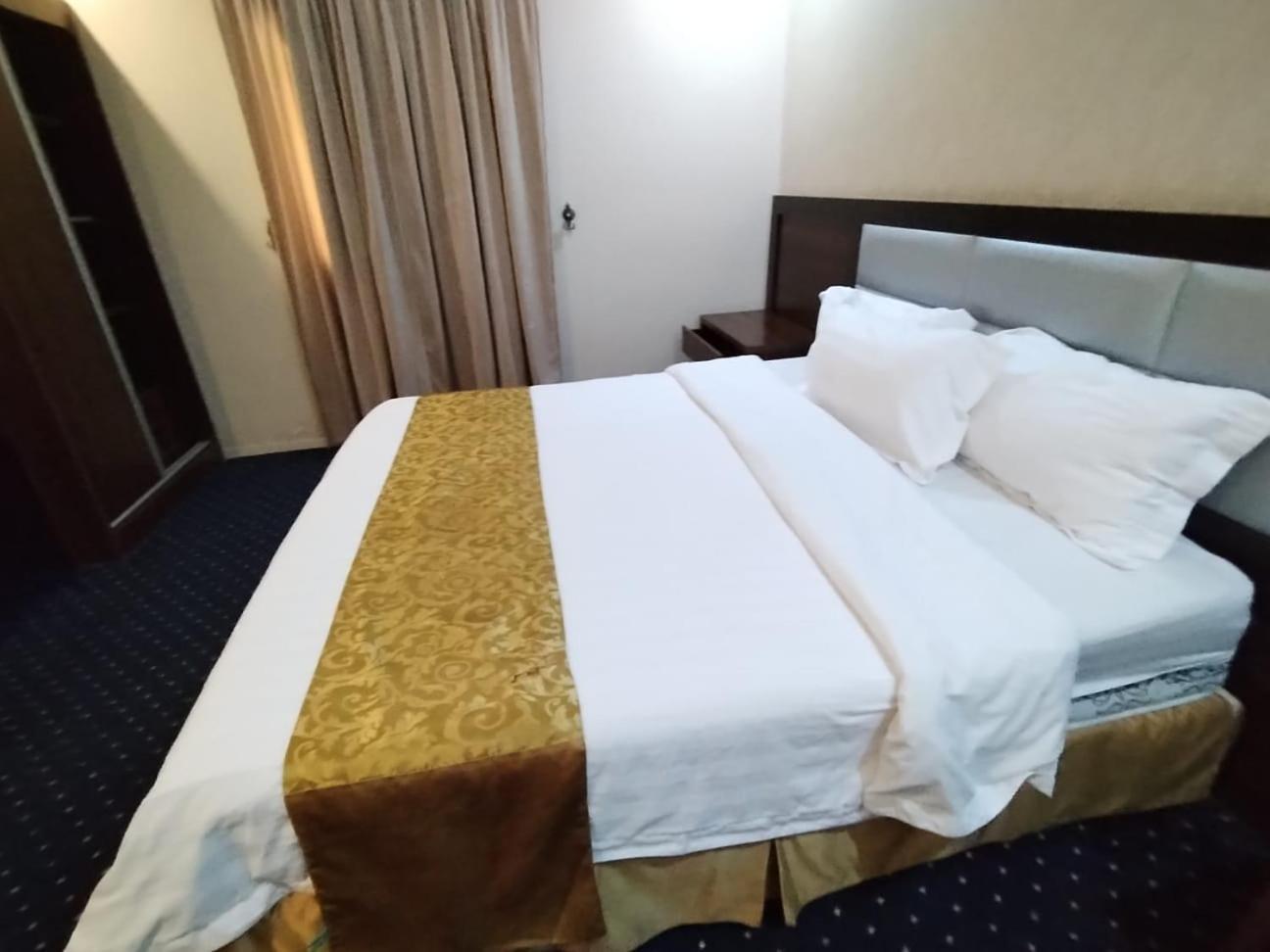 Aparthotel فندق الفرسان المتحدة فرع الفيصلية Dschidda Exterior foto