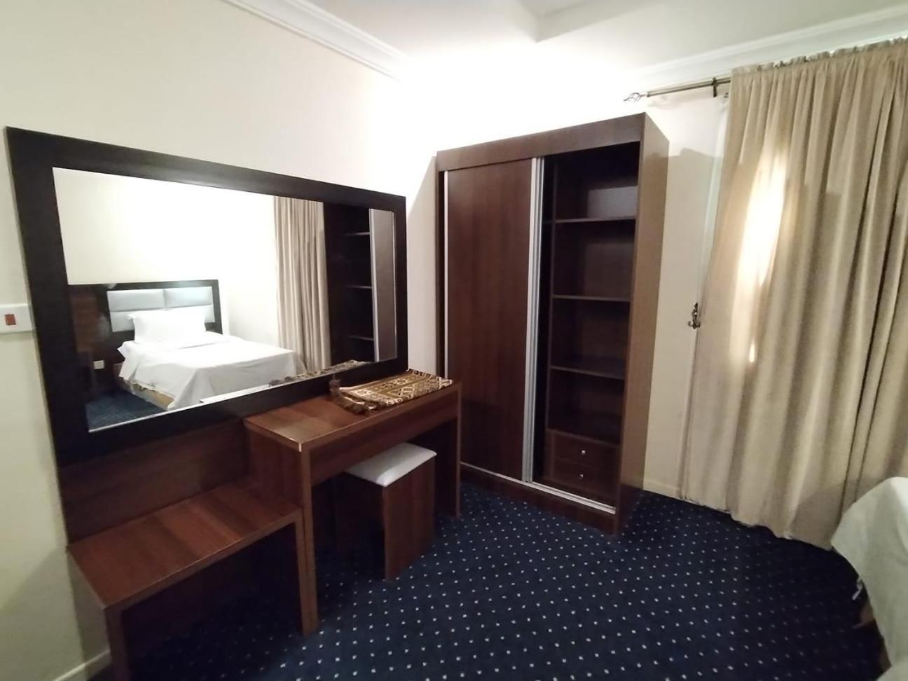 Aparthotel فندق الفرسان المتحدة فرع الفيصلية Dschidda Exterior foto