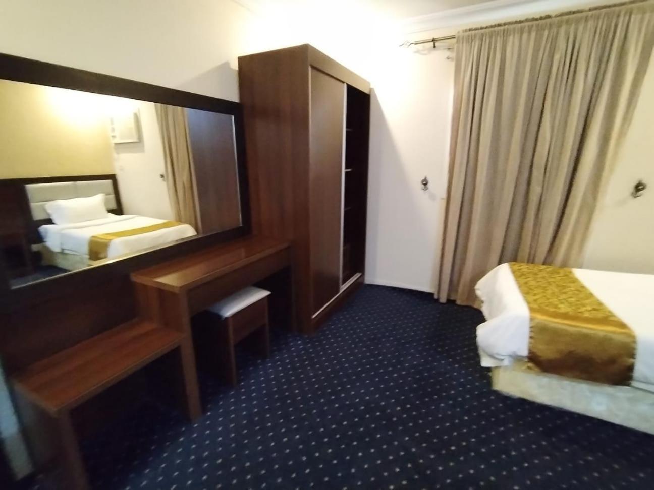 Aparthotel فندق الفرسان المتحدة فرع الفيصلية Dschidda Exterior foto